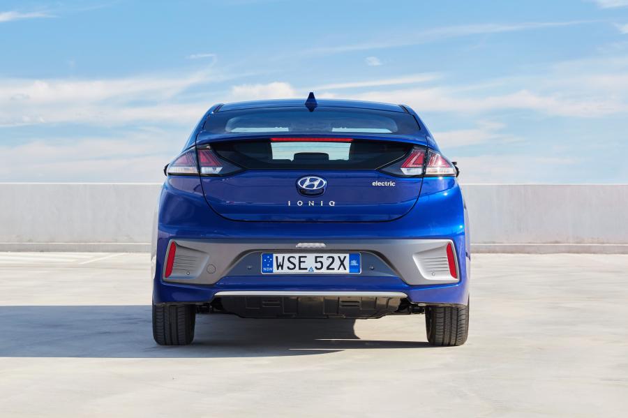  Hyundai IONIQ electric (AE) 2019 года  (AU) (фото 9 из 35)